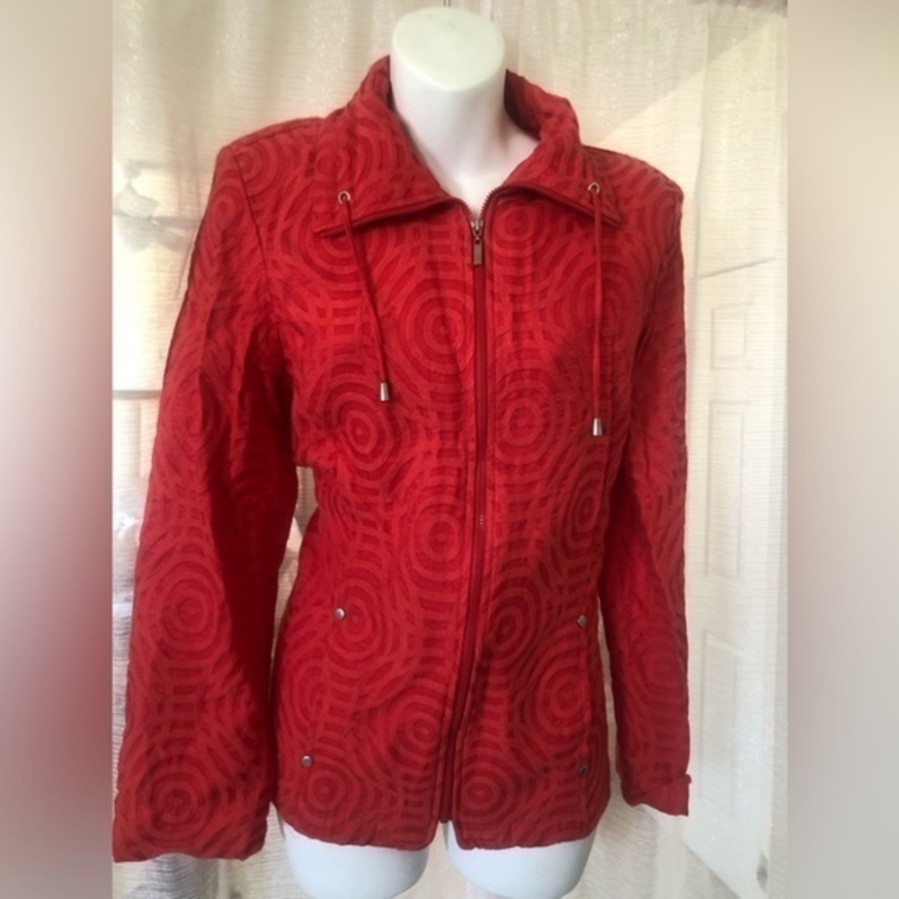 Jacket by Alfred Dunner zip up /collared jacket